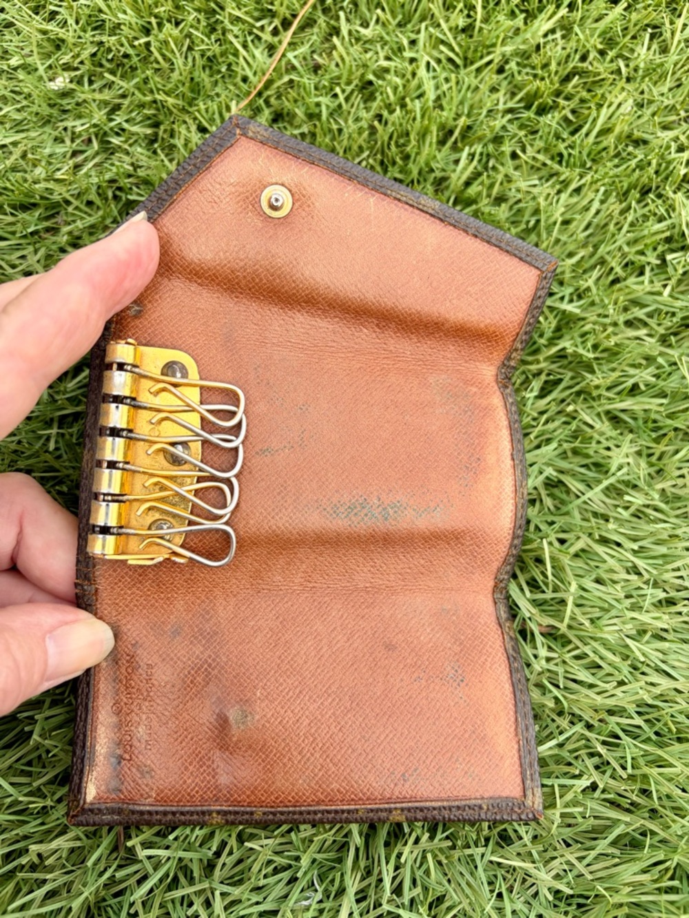 Rare Louis Vuitton Amiet Monogram KeyCase France Datecode Inside Authentic - Picture 5 of 13